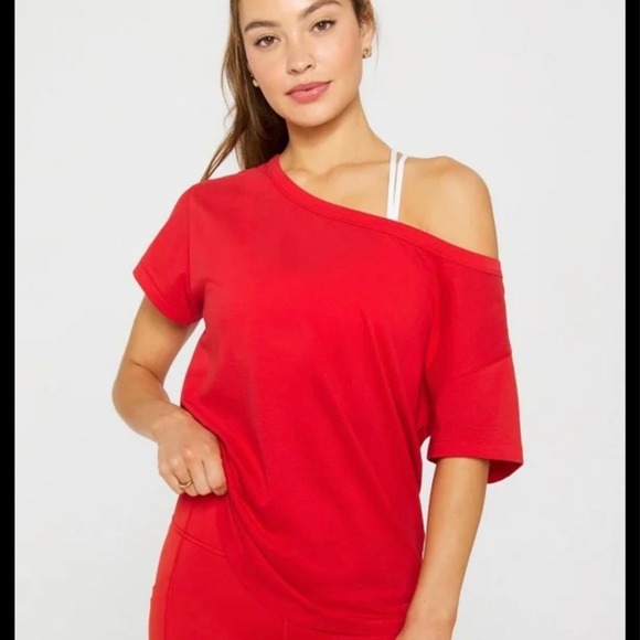 Fabletics Tops - Fabletics 100% Cotton Oversized Women's Tee – Heated Red – Size Small – NWT
